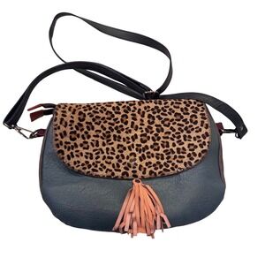 Soruka Lola Leather Crossbody Reversible Leopard Flap Colorblock Preloved
11x8x3